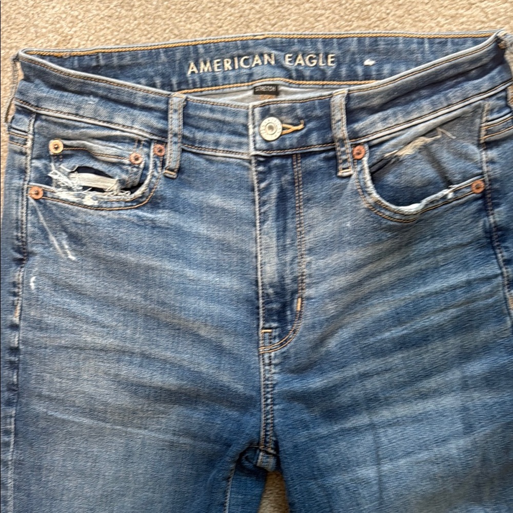 American Eagle Distressed Blue Jeans
